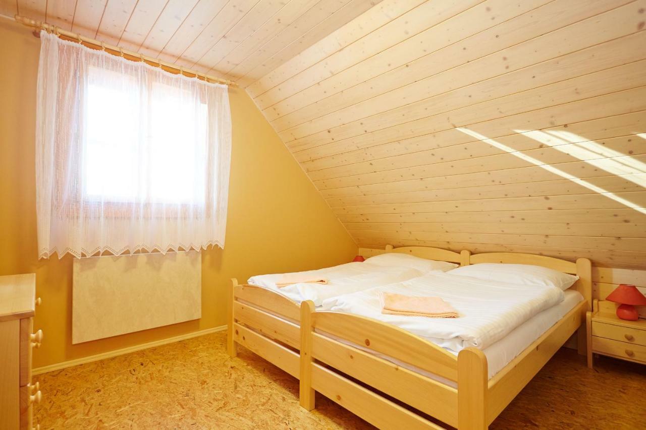 Apartmany Podtate Velké Karlovice Dış mekan fotoğraf